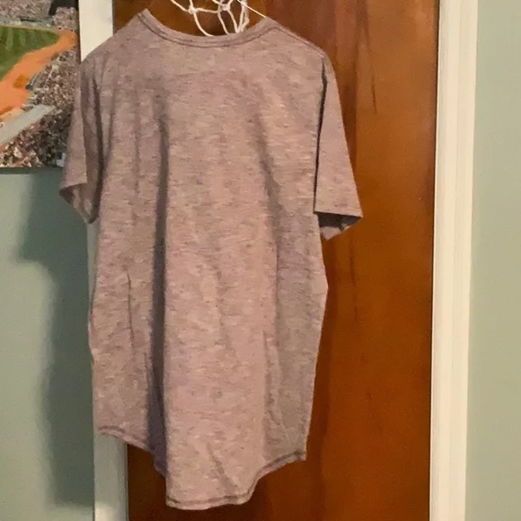 TEE - Picture 2 of 2